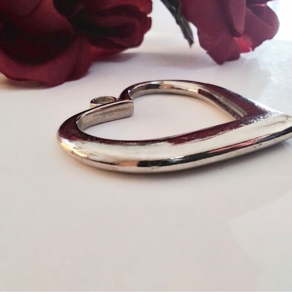 Heart Charm Stainless Steel BIG Over 2 Inches Silver Tone Necklace Choke… - Picture 7 of 8